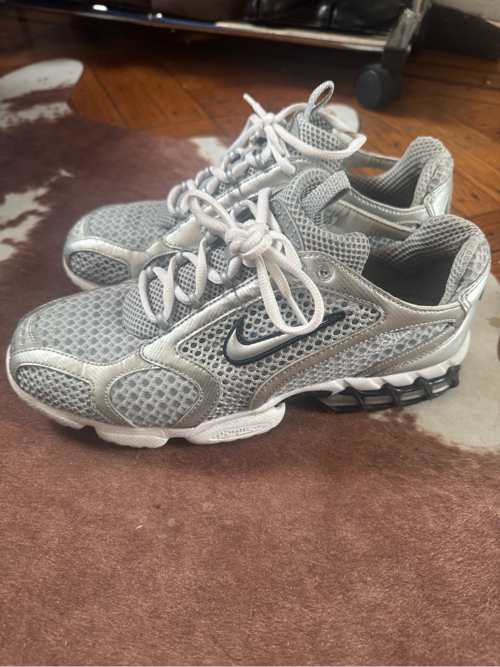 Nike Silver Mesh Athletic Sneakers - Silver/White/Black